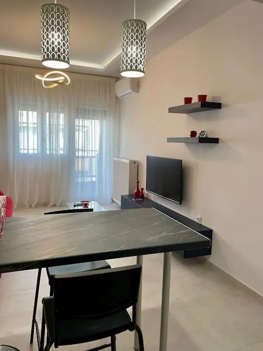 The Red Apartment Thessaloníki
